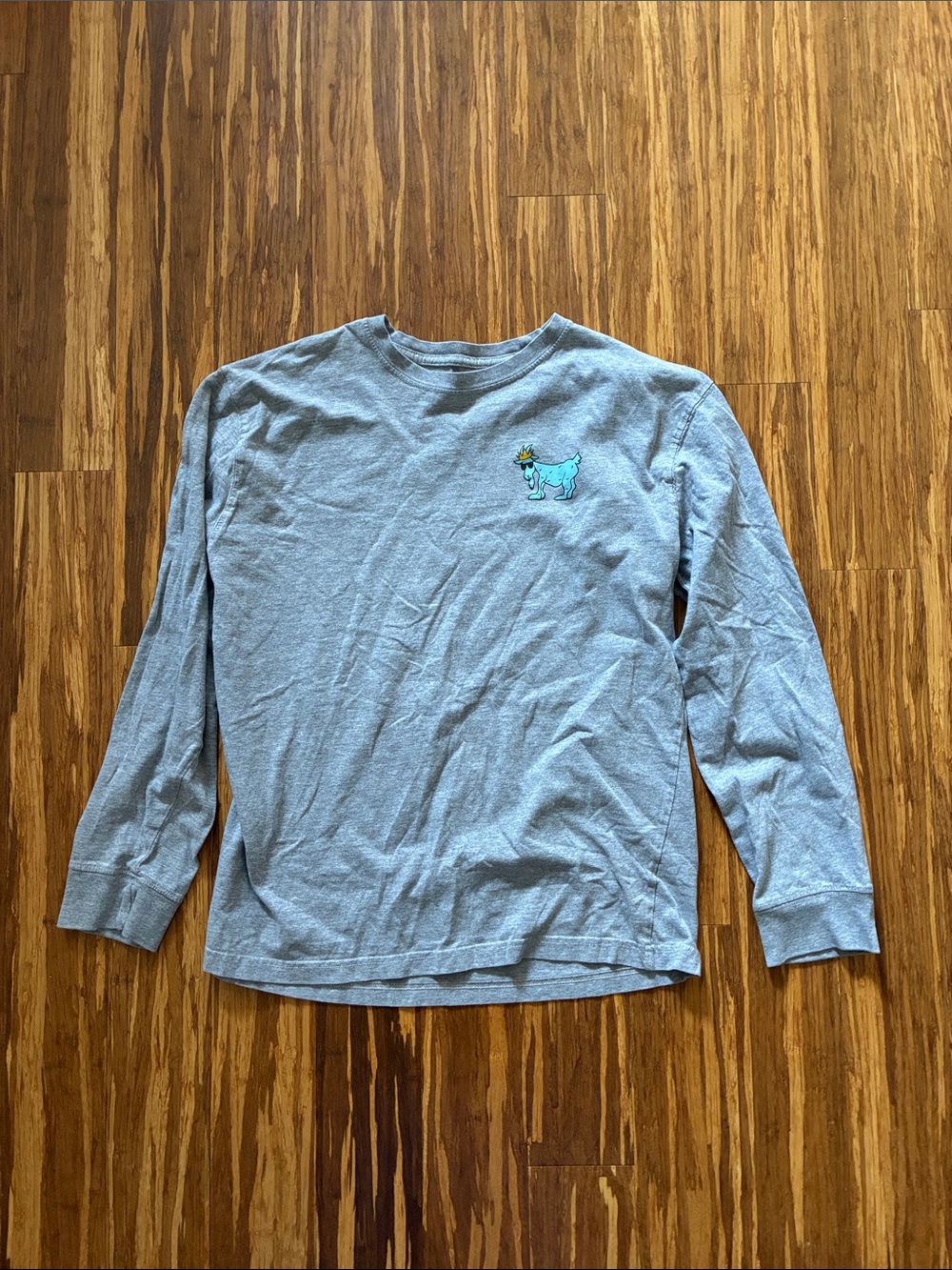 Gray Long-Sleeve Crewneck Shirt with Small Embroidered Goat